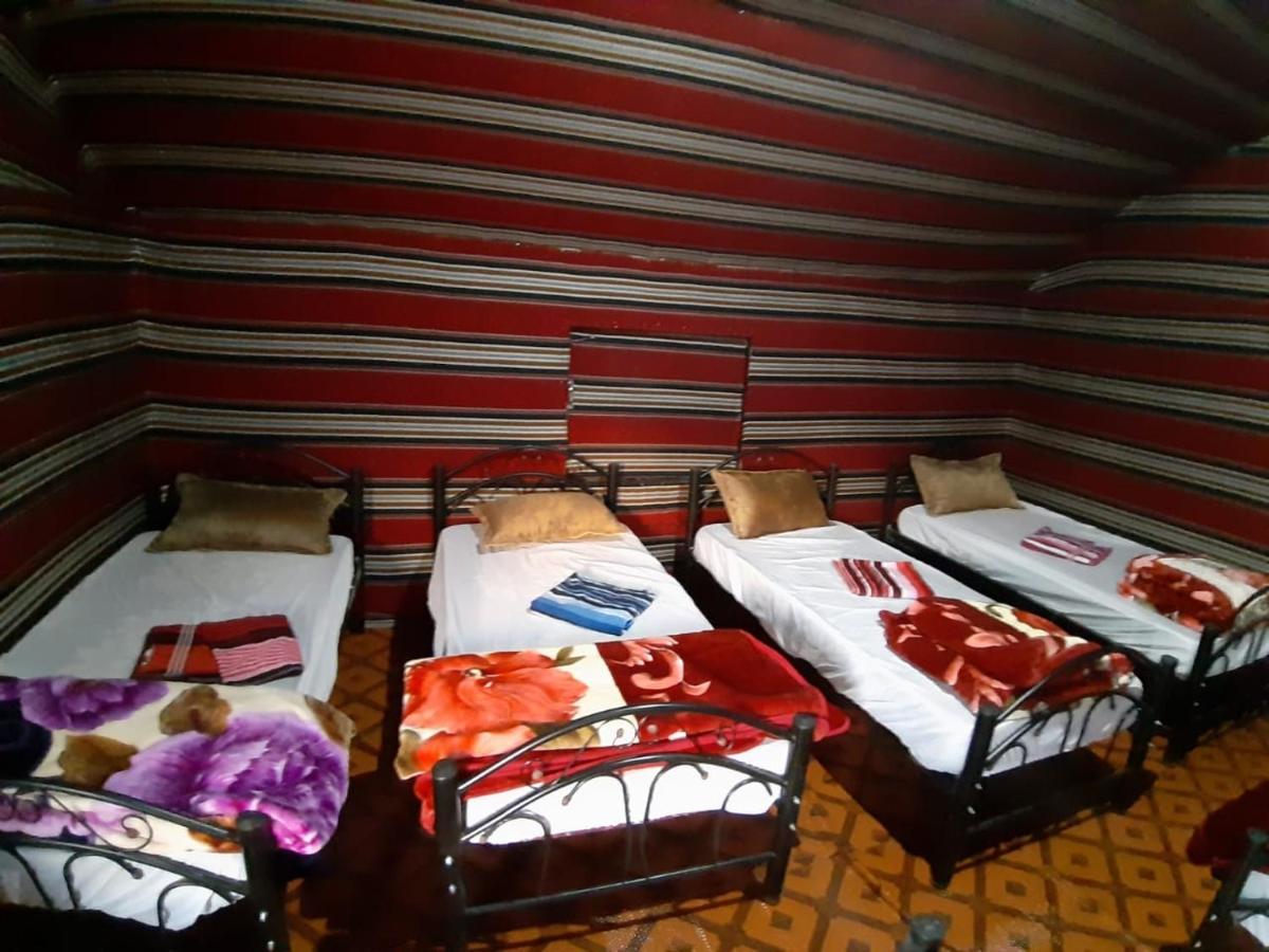 Bedouin Holidays Camp And Jeep Tours Wadi Rum Bagian luar foto