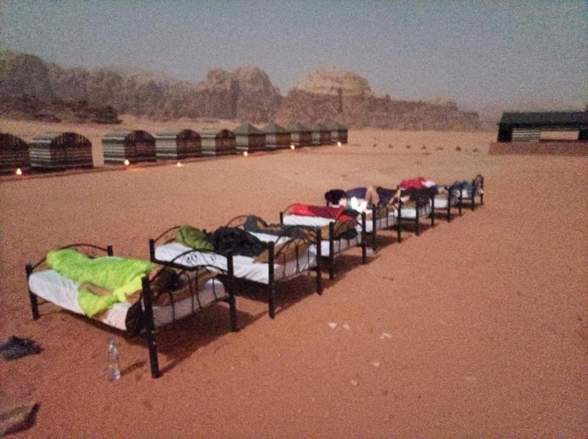 Bedouin Holidays Camp And Jeep Tours Wadi Rum Bagian luar foto