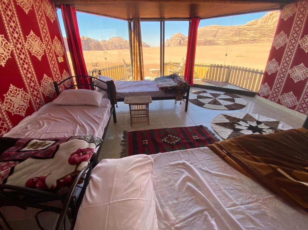 Bedouin Holidays Camp And Jeep Tours Hotel Wadi Rum Bagian luar foto