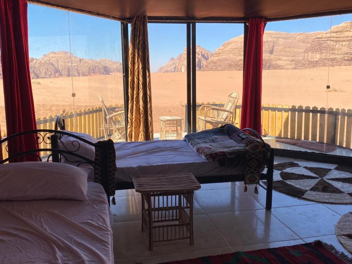 Bedouin Holidays Camp And Jeep Tours Hotel Wadi Rum Bagian luar foto