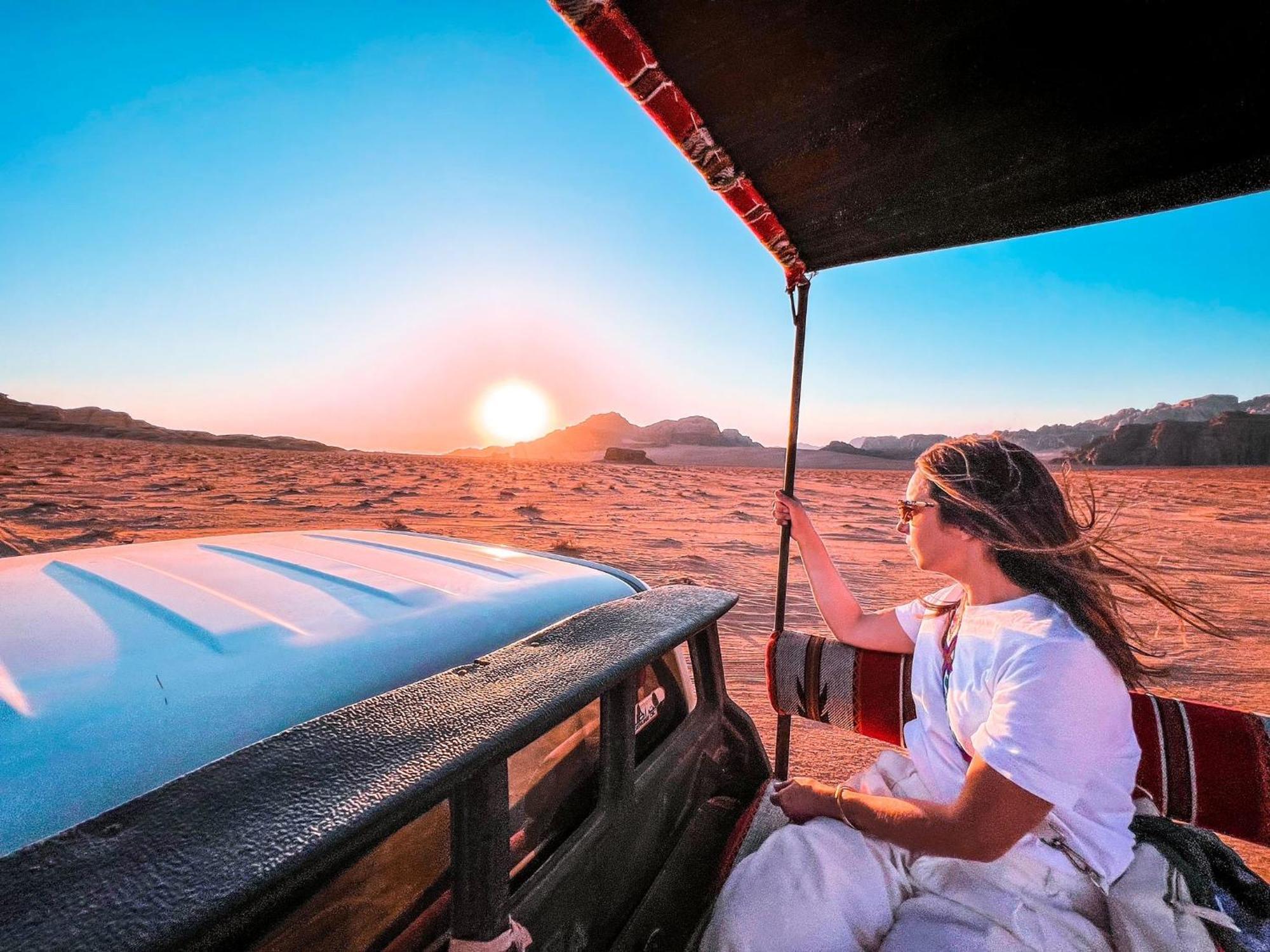 Bedouin Holidays Camp And Jeep Tours Hotel Wadi Rum Bagian luar foto