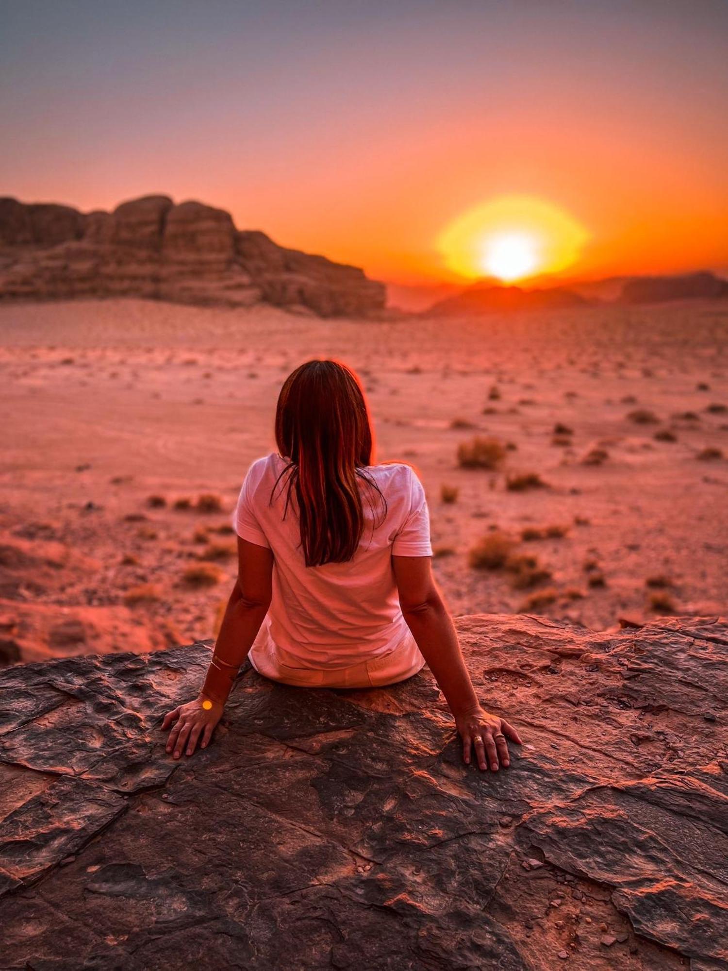 Bedouin Holidays Camp And Jeep Tours Hotel Wadi Rum Bagian luar foto