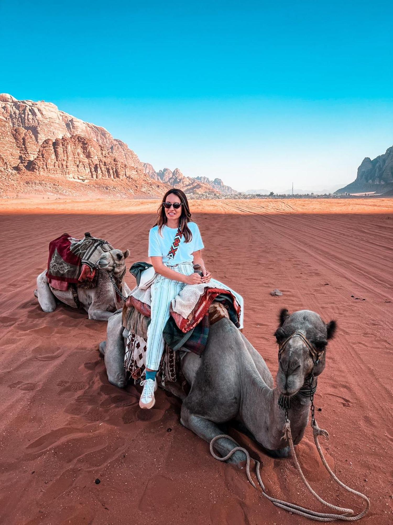 Bedouin Holidays Camp And Jeep Tours Hotel Wadi Rum Bagian luar foto